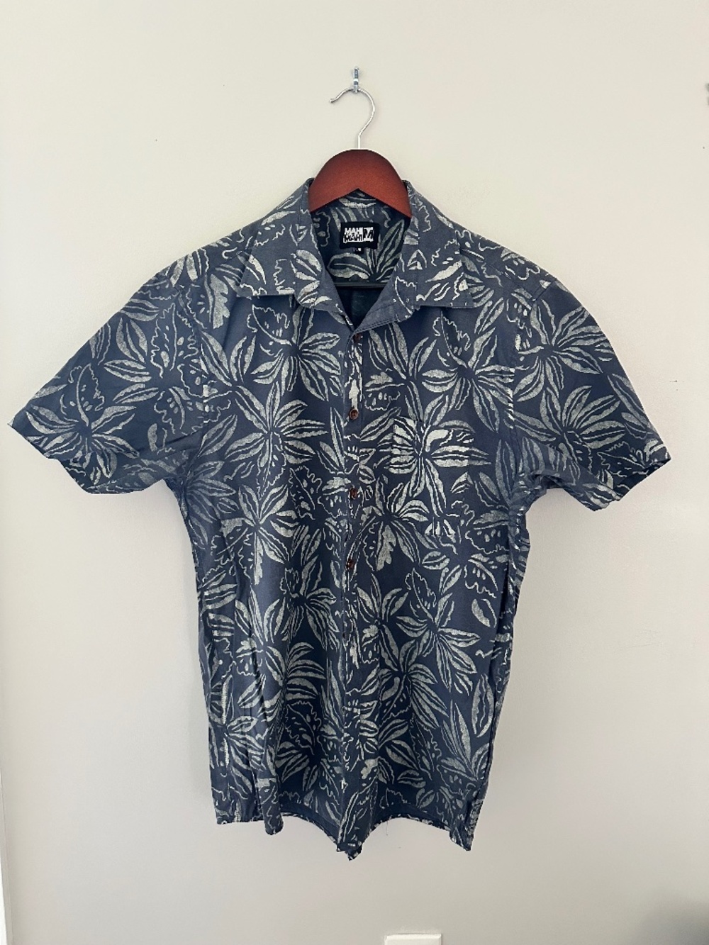 Mahi Mahi Men’s Blue & White Flower Hawaiian Shirt Sz Large